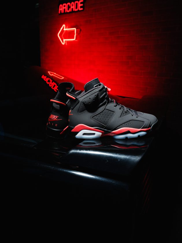 Landed: Air Jordan VI ‘Reverse Infrared’