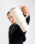 The Quencher H2.0 FlowState Tumbler 880mL