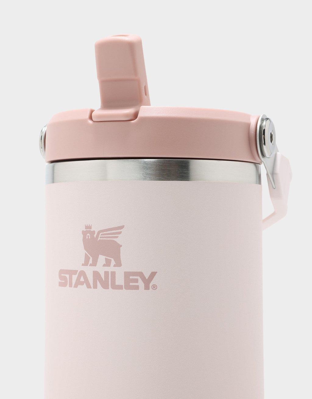 The IceFlow Flip Straw Tumbler 880mL