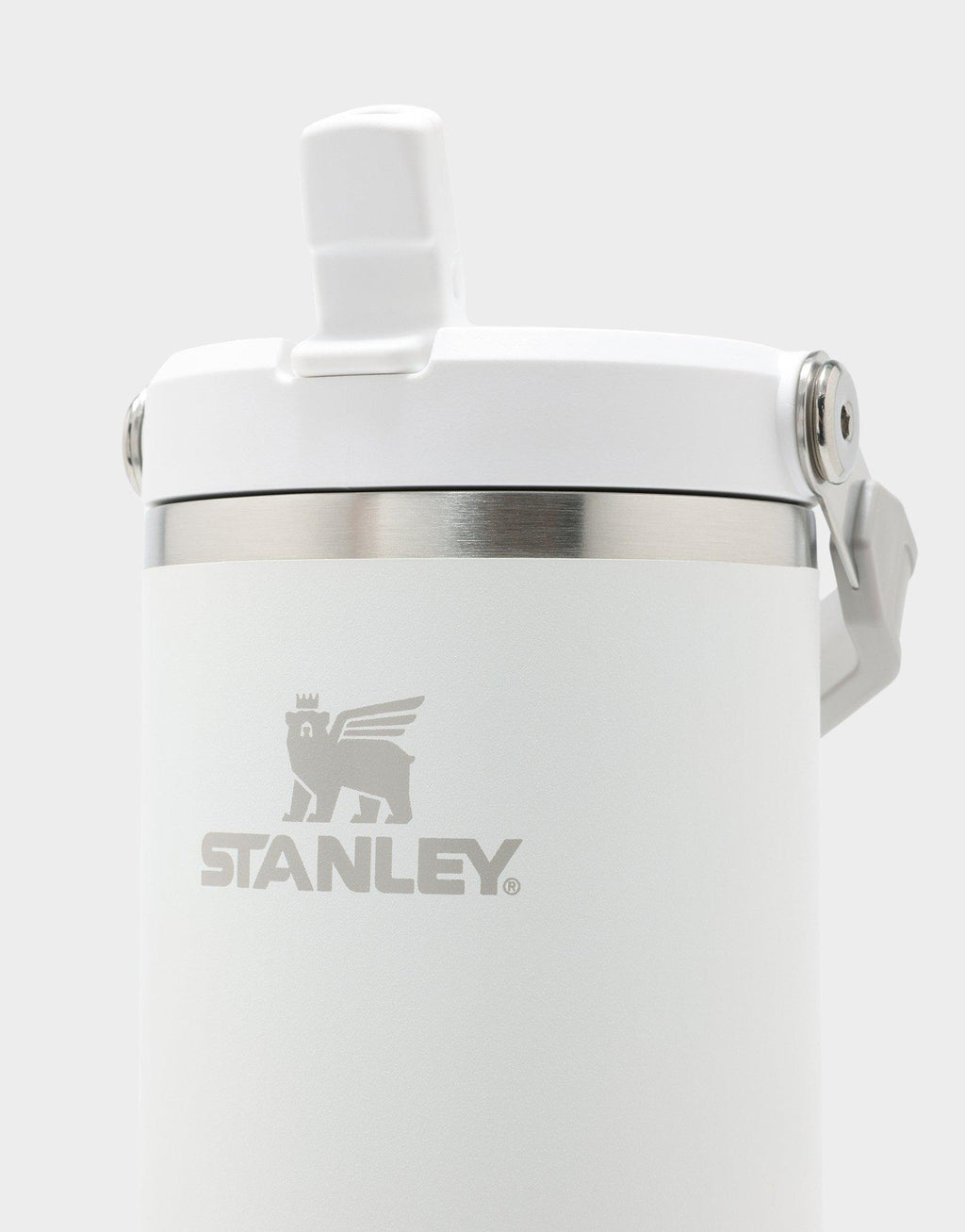 The IceFlow Flip Straw Tumbler 887mL