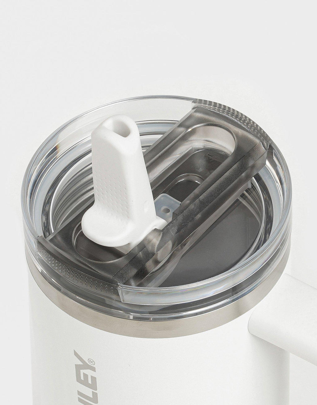 The Quencher ProTour Flip Straw Tumbler 880mL