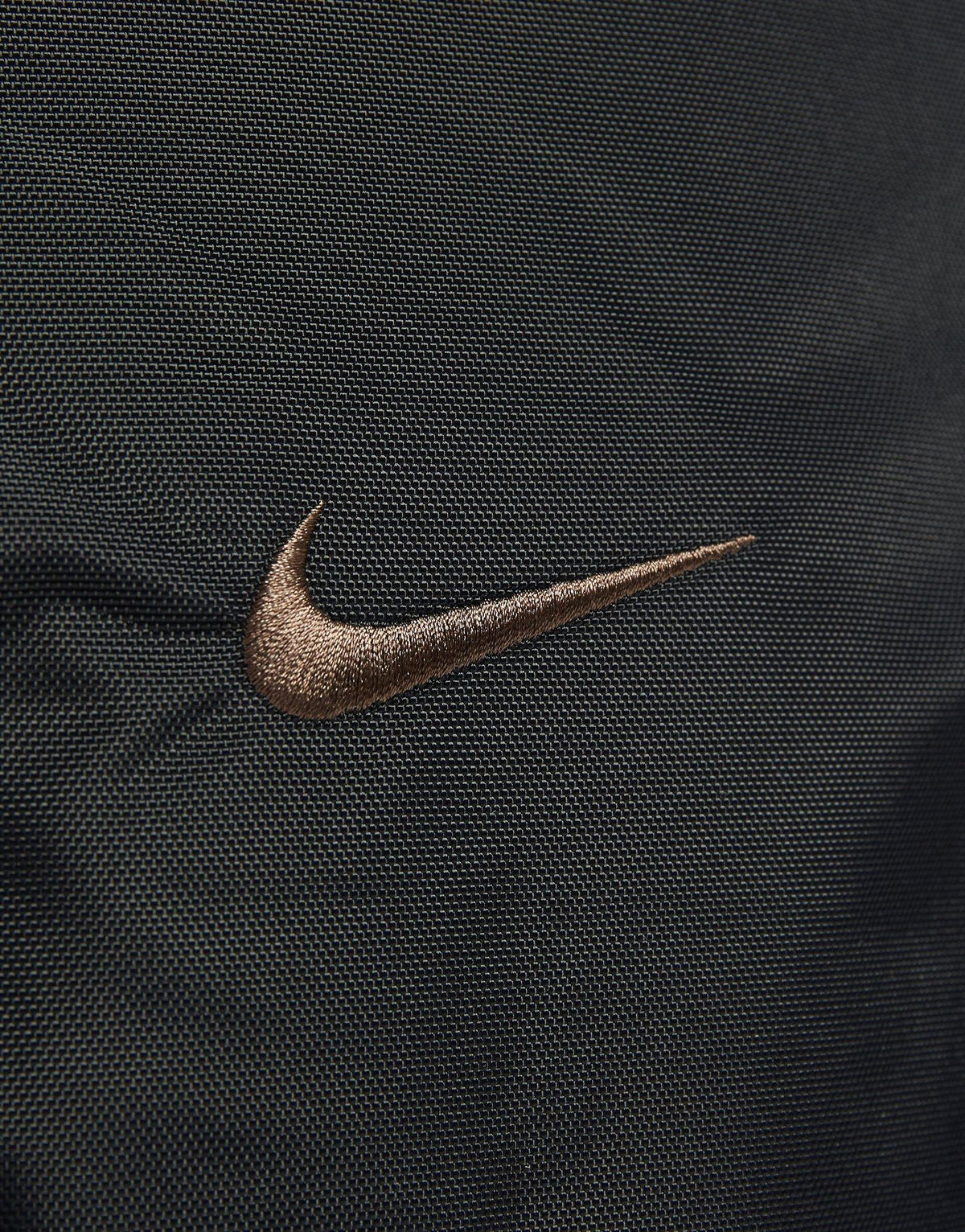 Sportswear Essentials Sling Bag