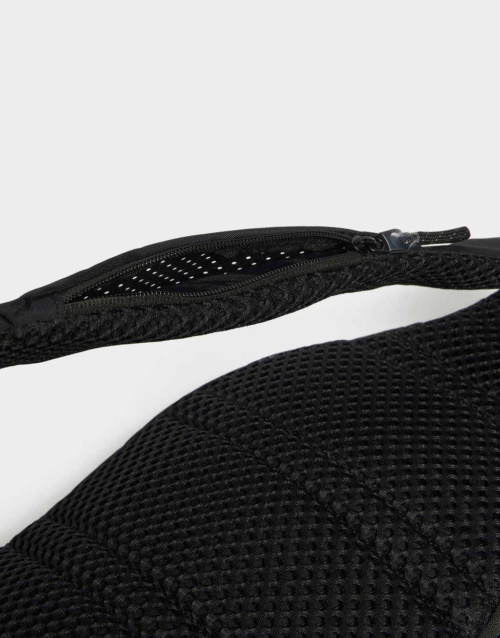 Sportswear Essentials Sling Bag