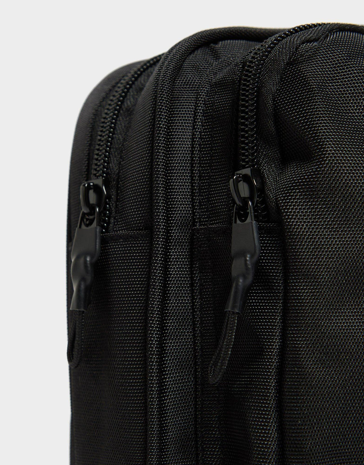 OG Core Oversized Clip Mini Bag