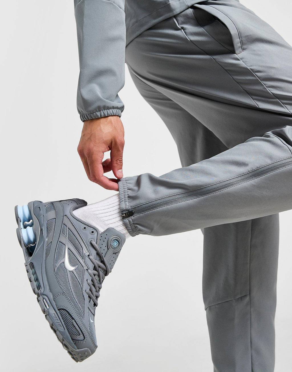 Challenger Woven Track Pants
