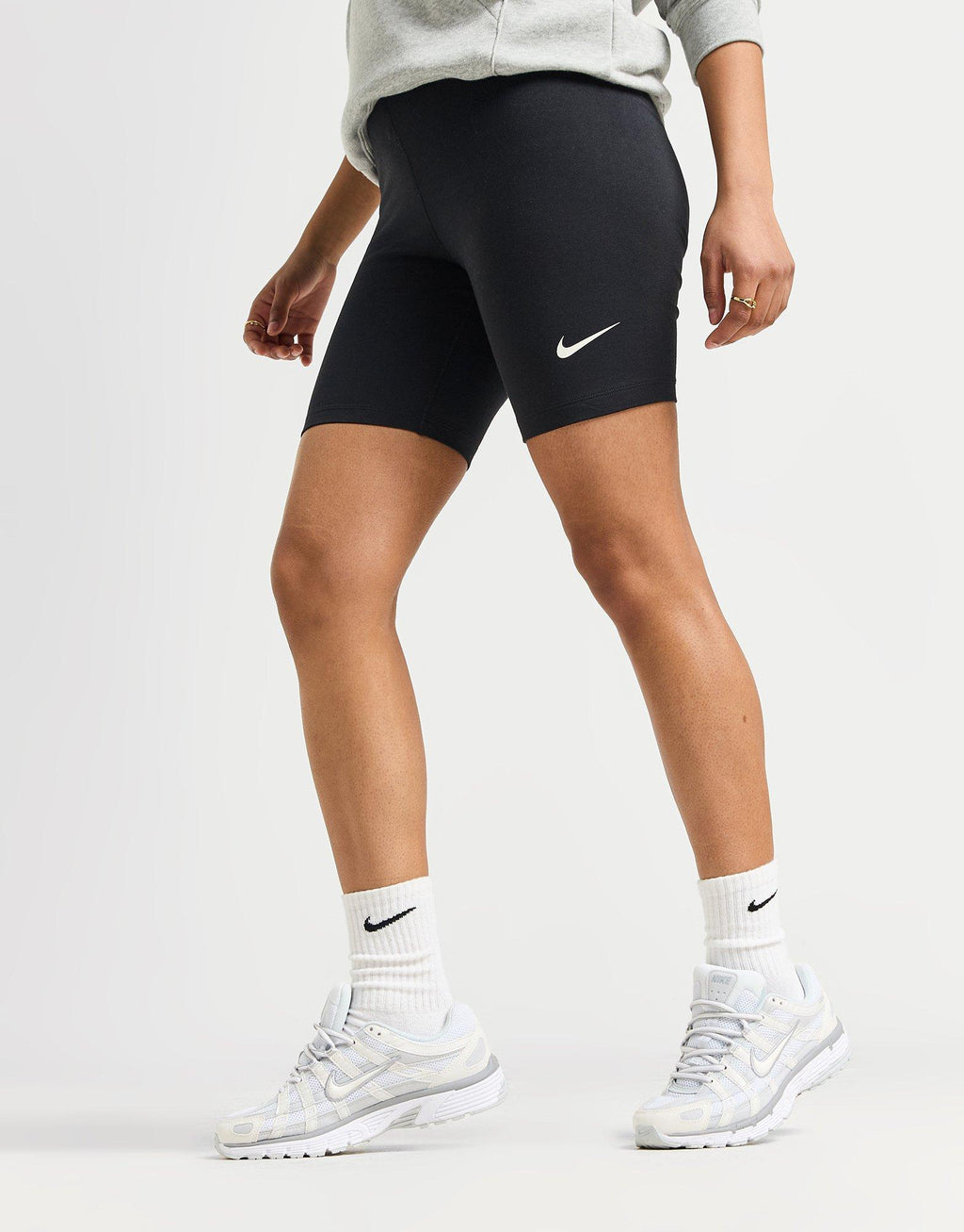 Core Swoosh Cycle Shorts