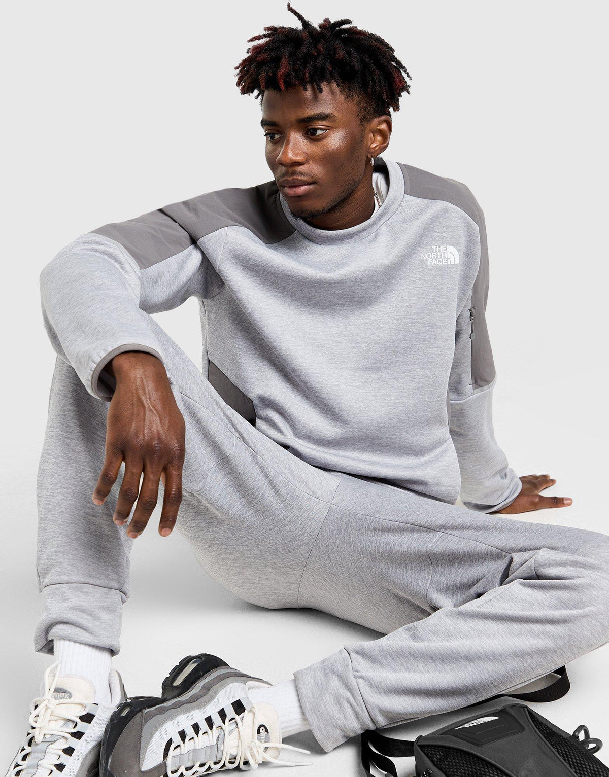 Mittelegi Woven Sweatshirt