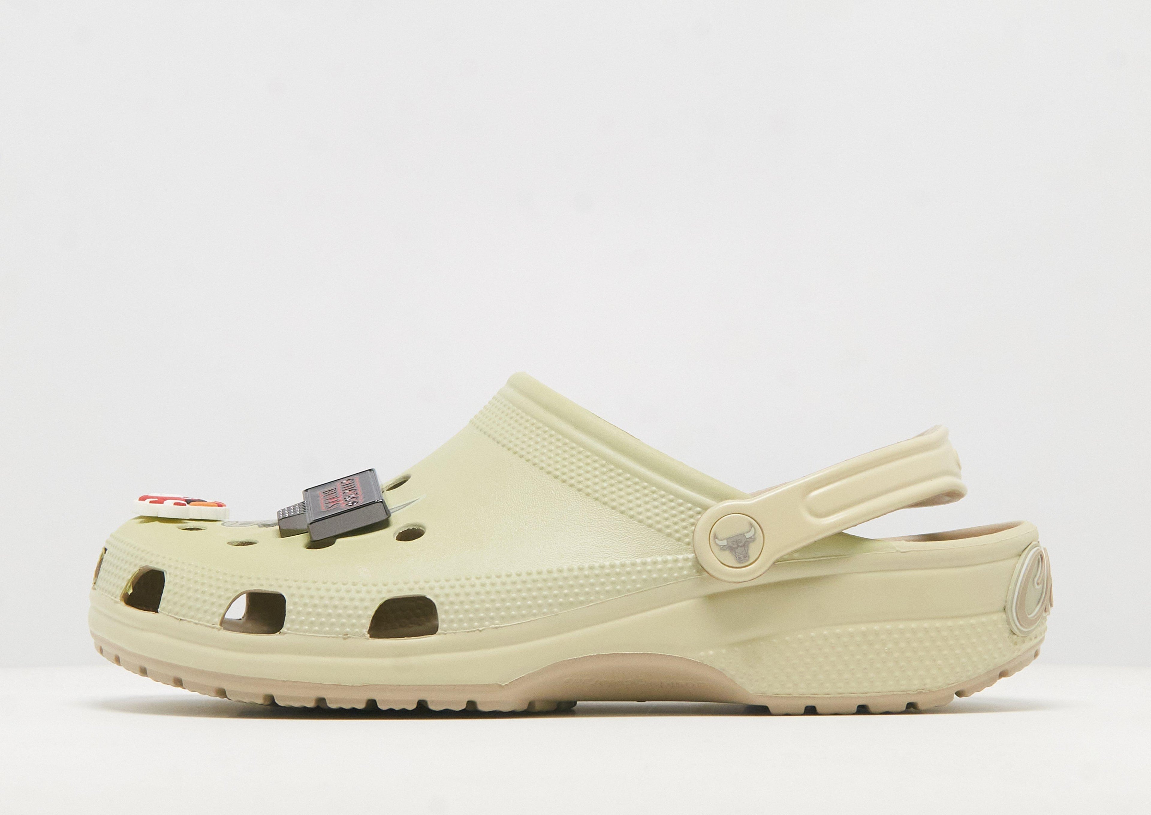 x NBA Classic Clog