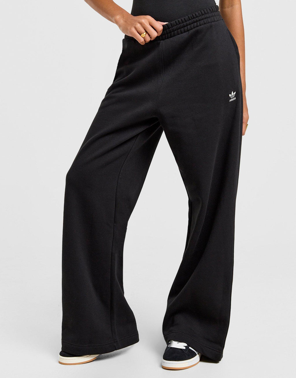 Essential Wide Joggers