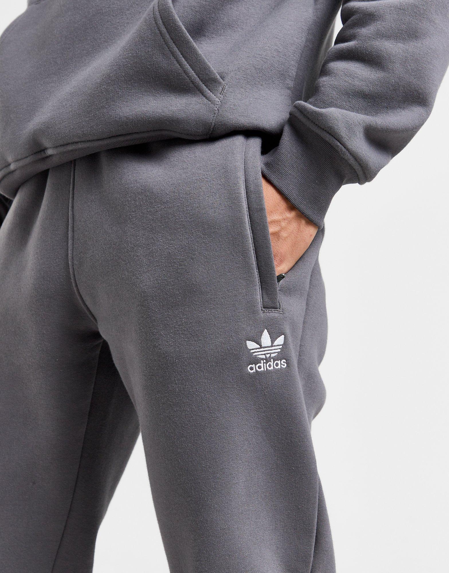 Trefoil Essential Fleece Joggers