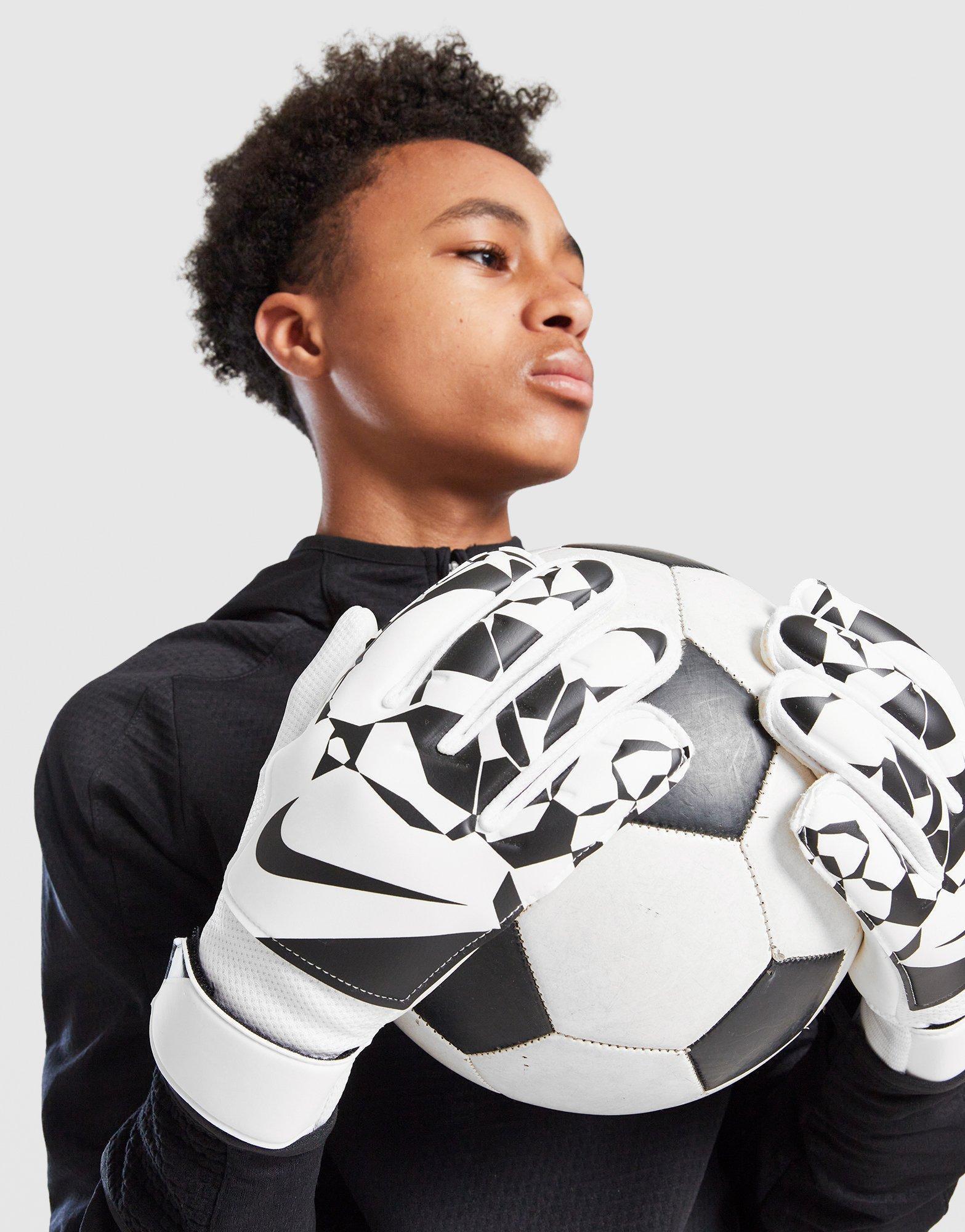 Match Goalkeeper Gloves
