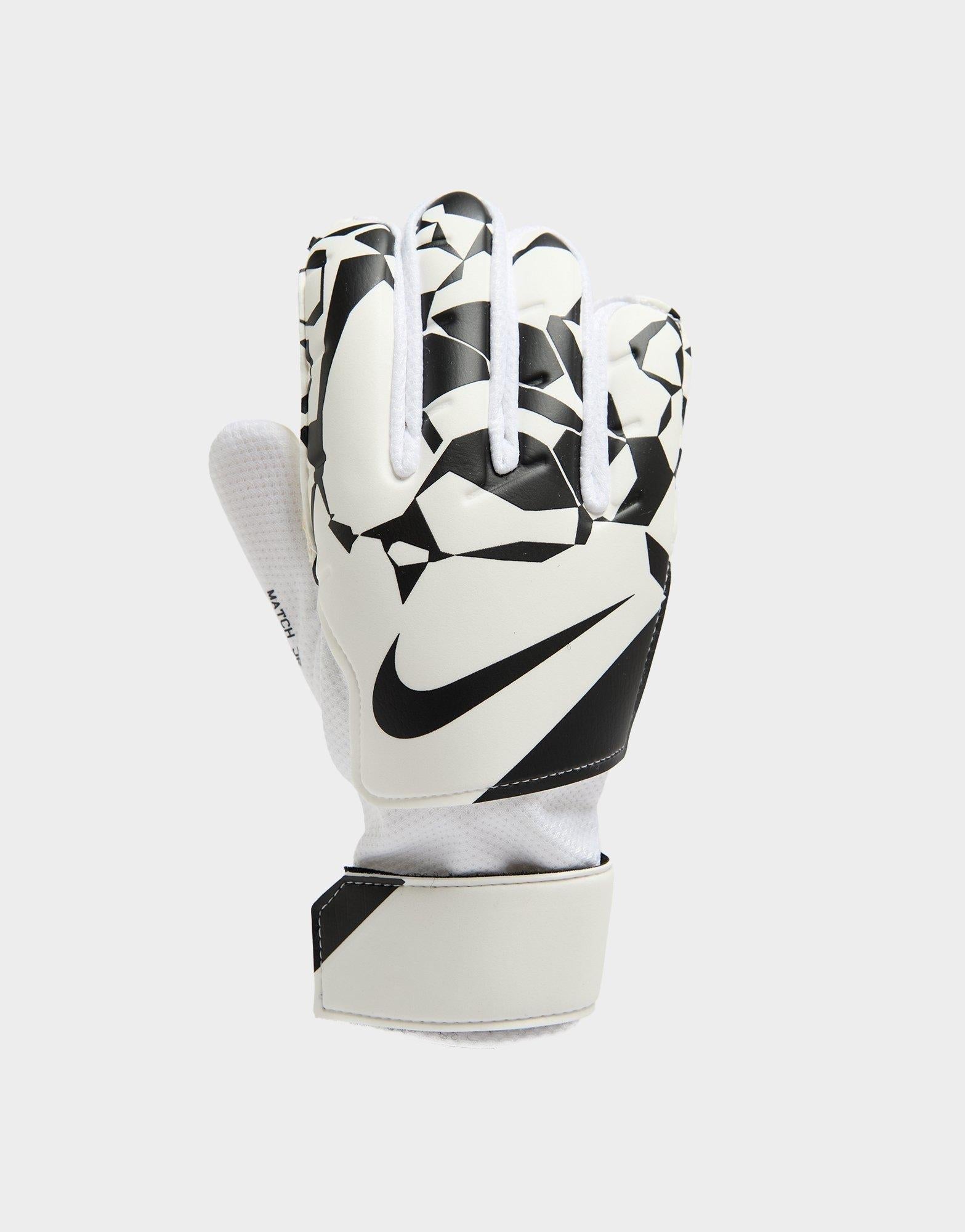 Match Goalkeeper Gloves