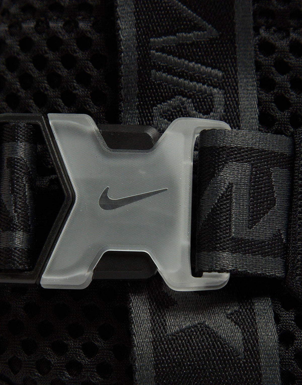 Essential Air Max Hip Pack