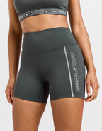 Training Graphic Swoosh 5" Shorts