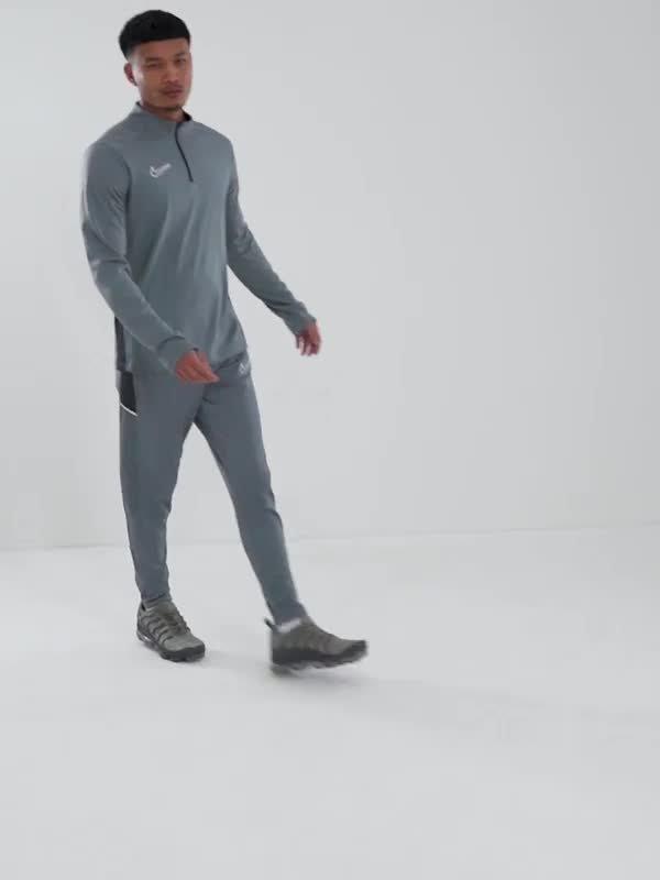 Academy 1/4 Zip Top