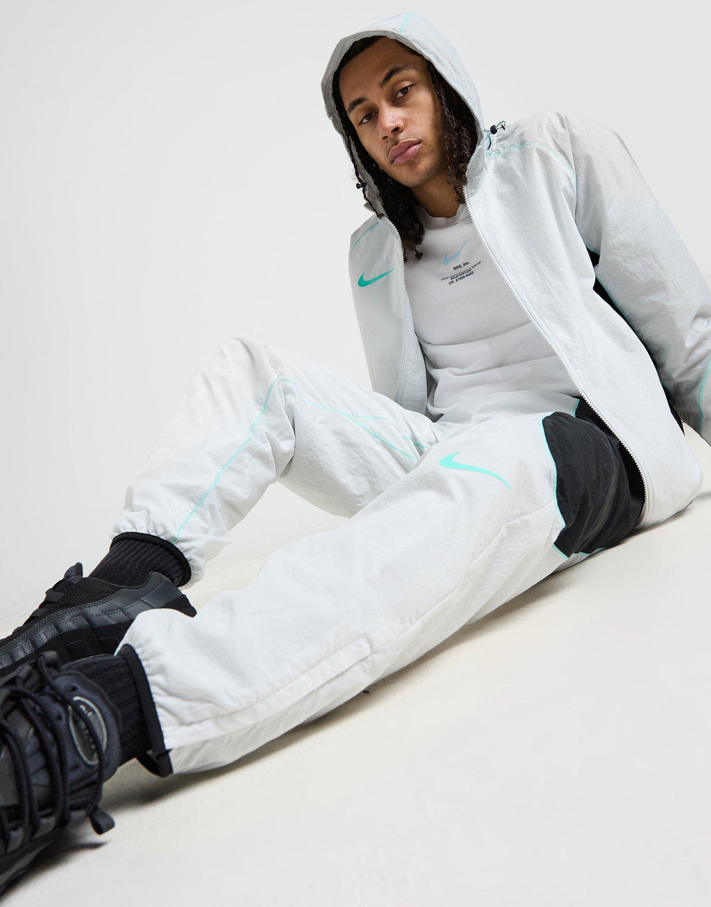 Strike Woven Track Pants