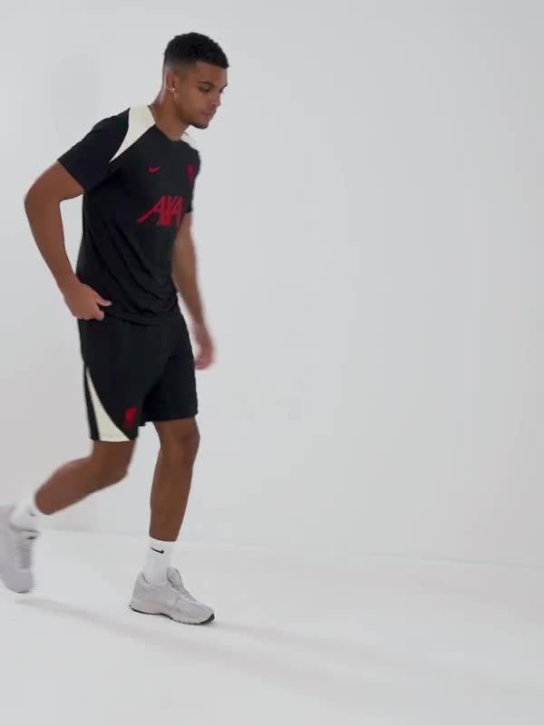 Liverpool FC Strike Shorts
