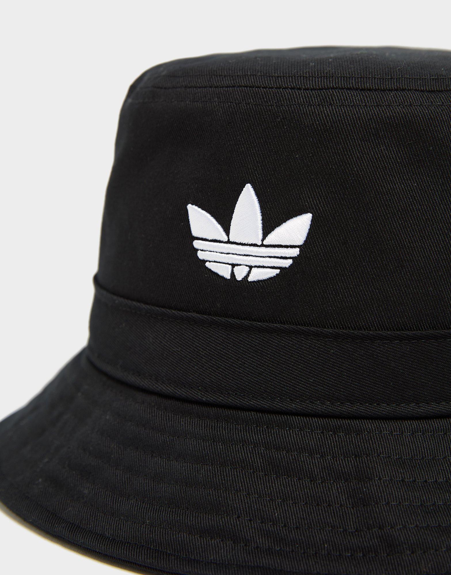Trefoil Bucket Hat