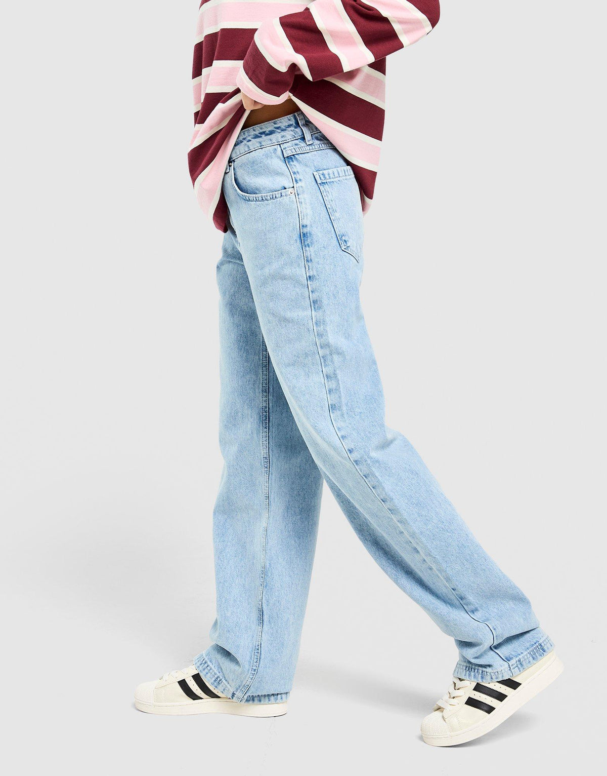 Mid-Rise Loose Jeans