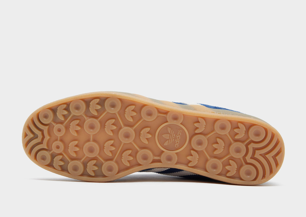 Gazelle Indoor