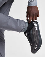 UA Storm Vanish Track Pants