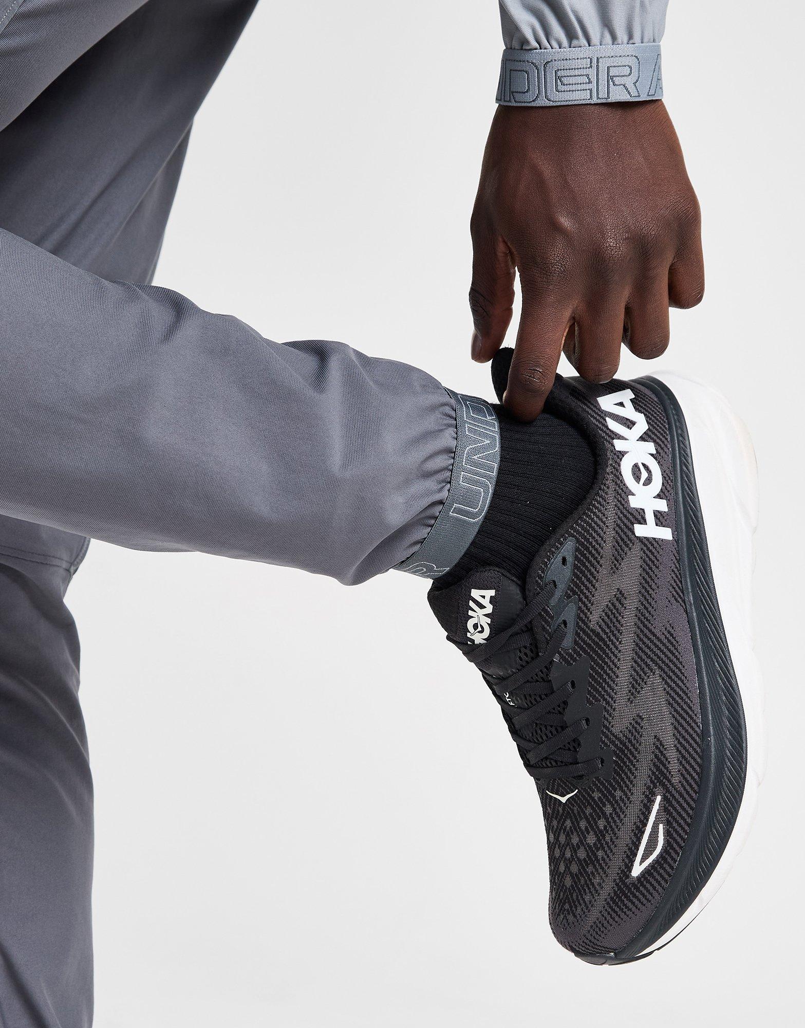 UA Storm Vanish Track Pants