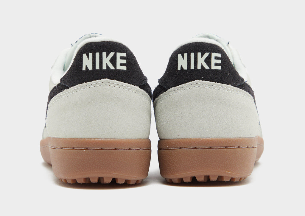 Field General '82 Women's