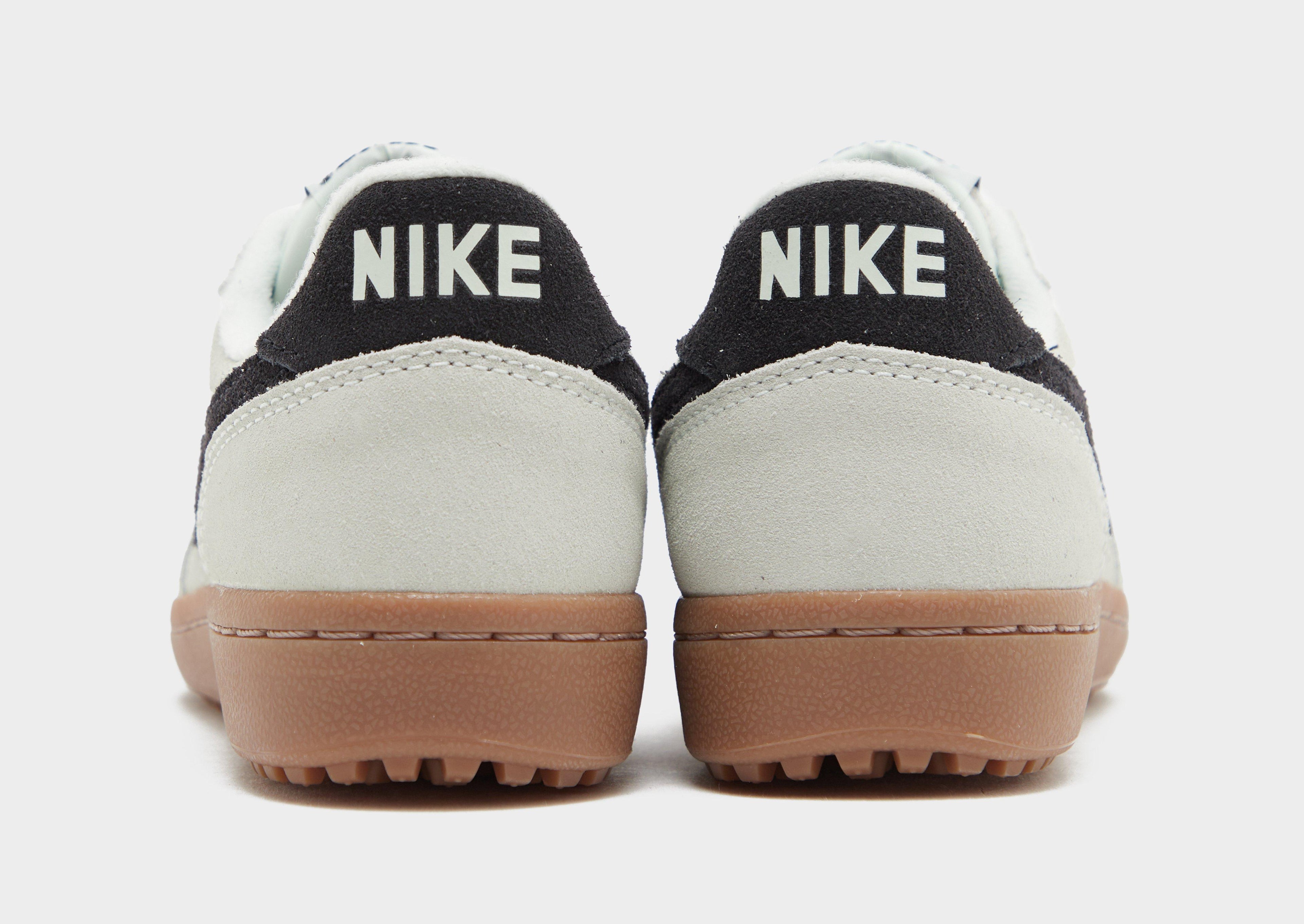 Field General '82 Women's