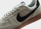 Field General '82 Women's