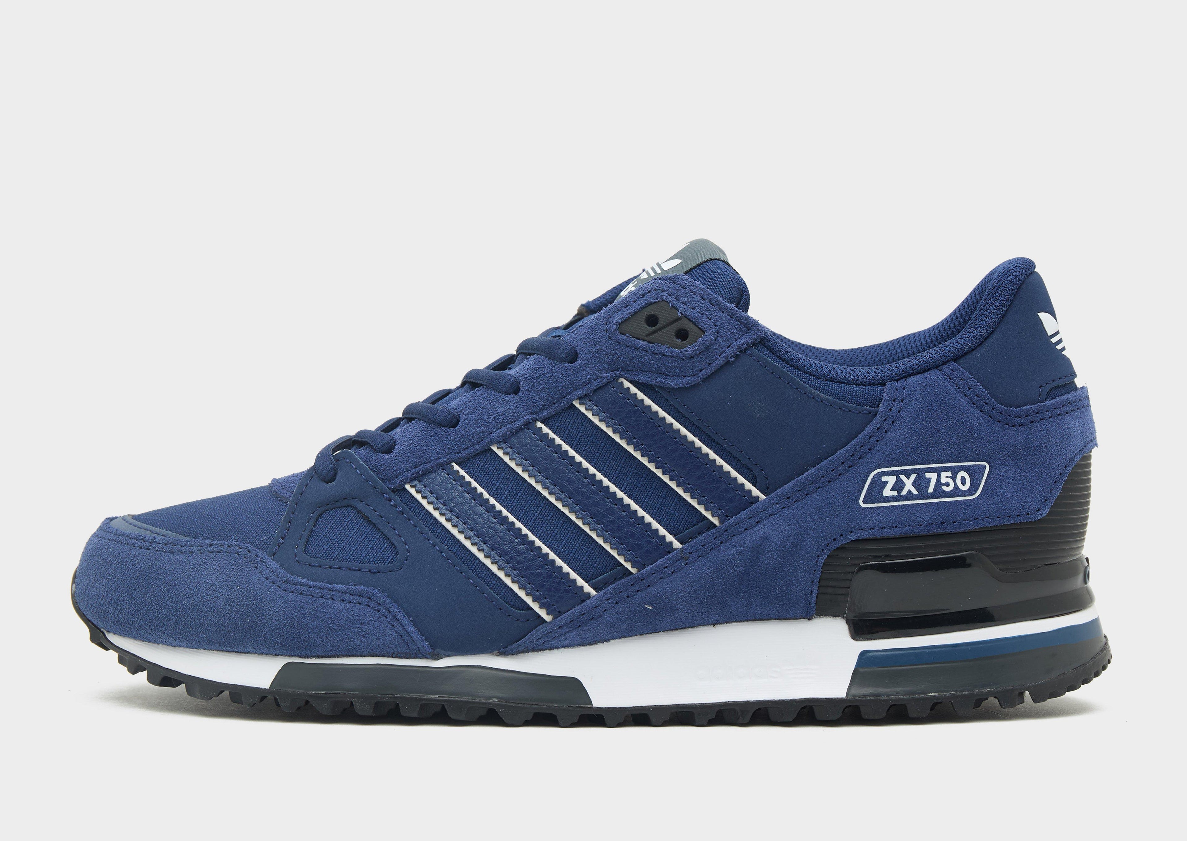 ZX 750