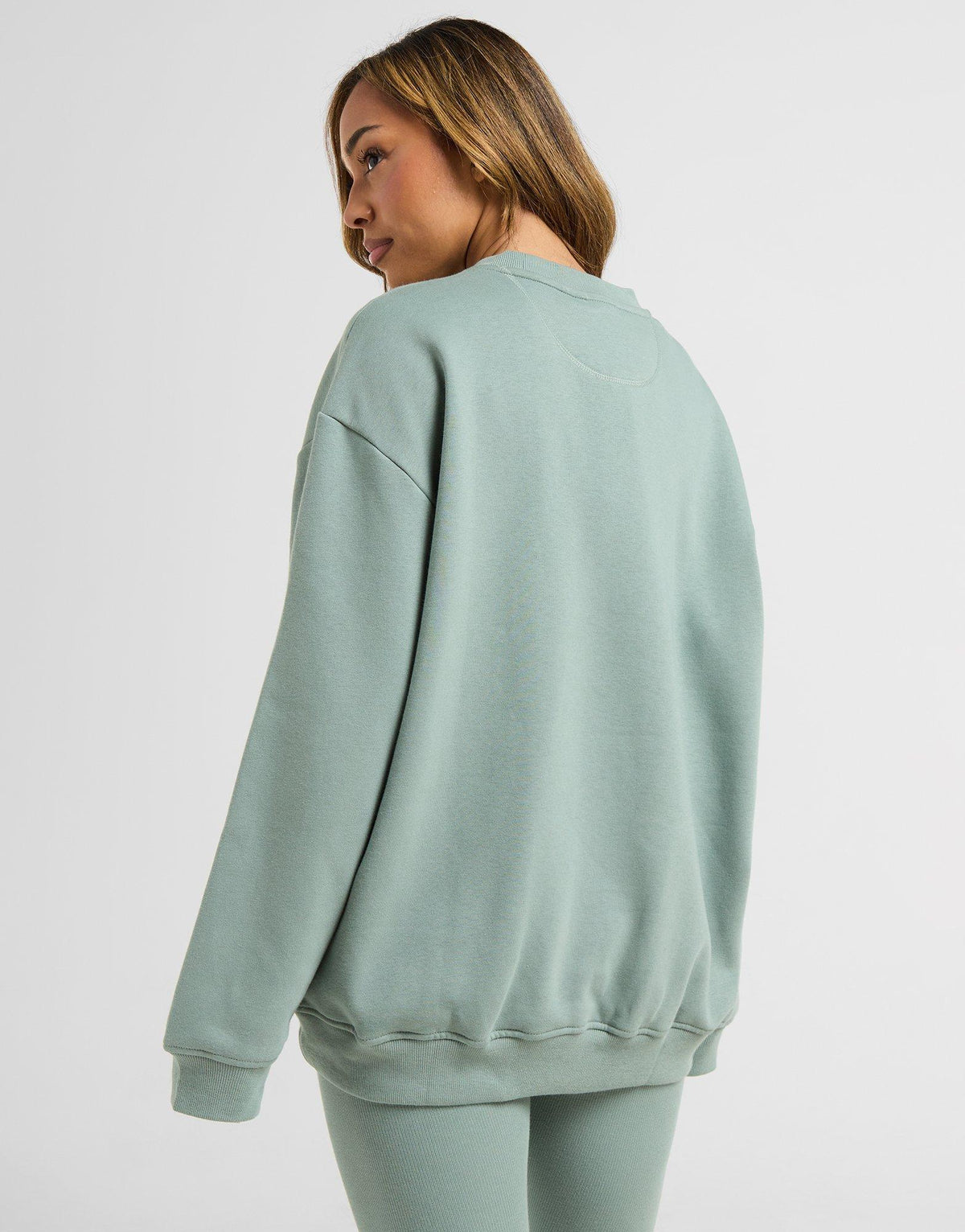 Circle Graphic Crew Sweatshirt