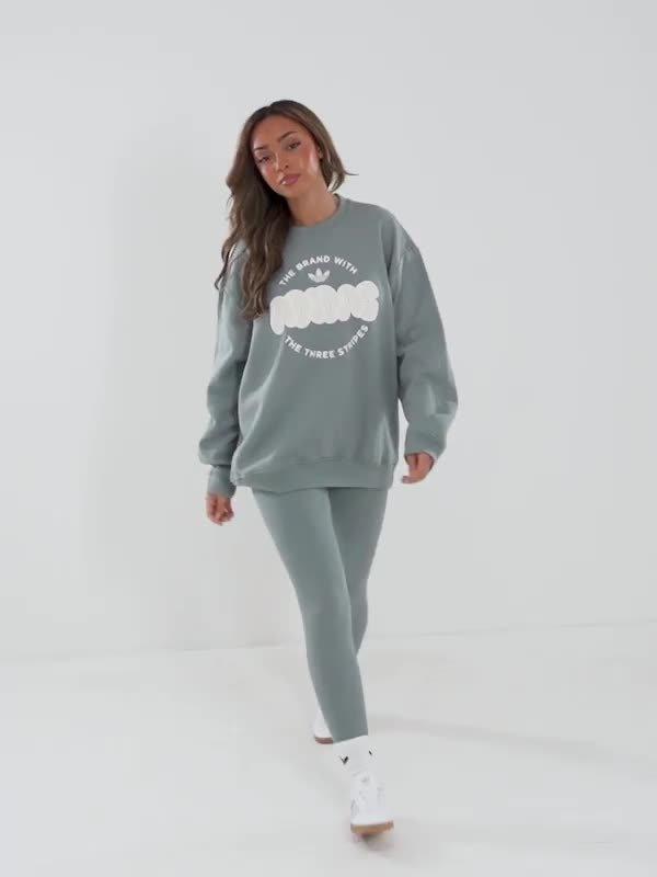 Circle Graphic Crew Sweatshirt