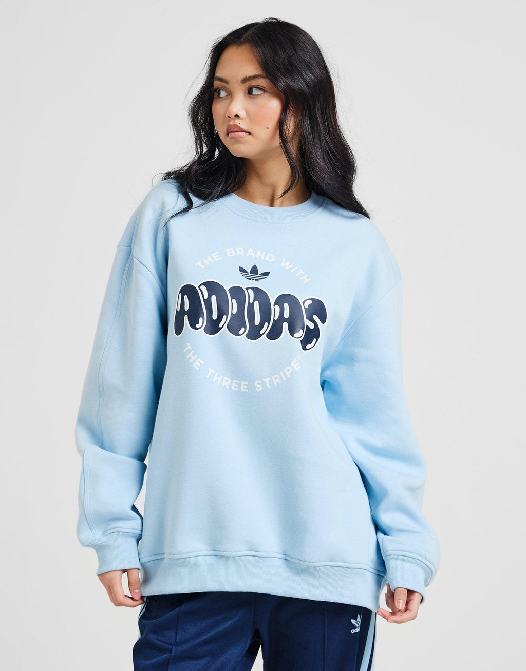 Circle Graphic Crew Sweatshirt