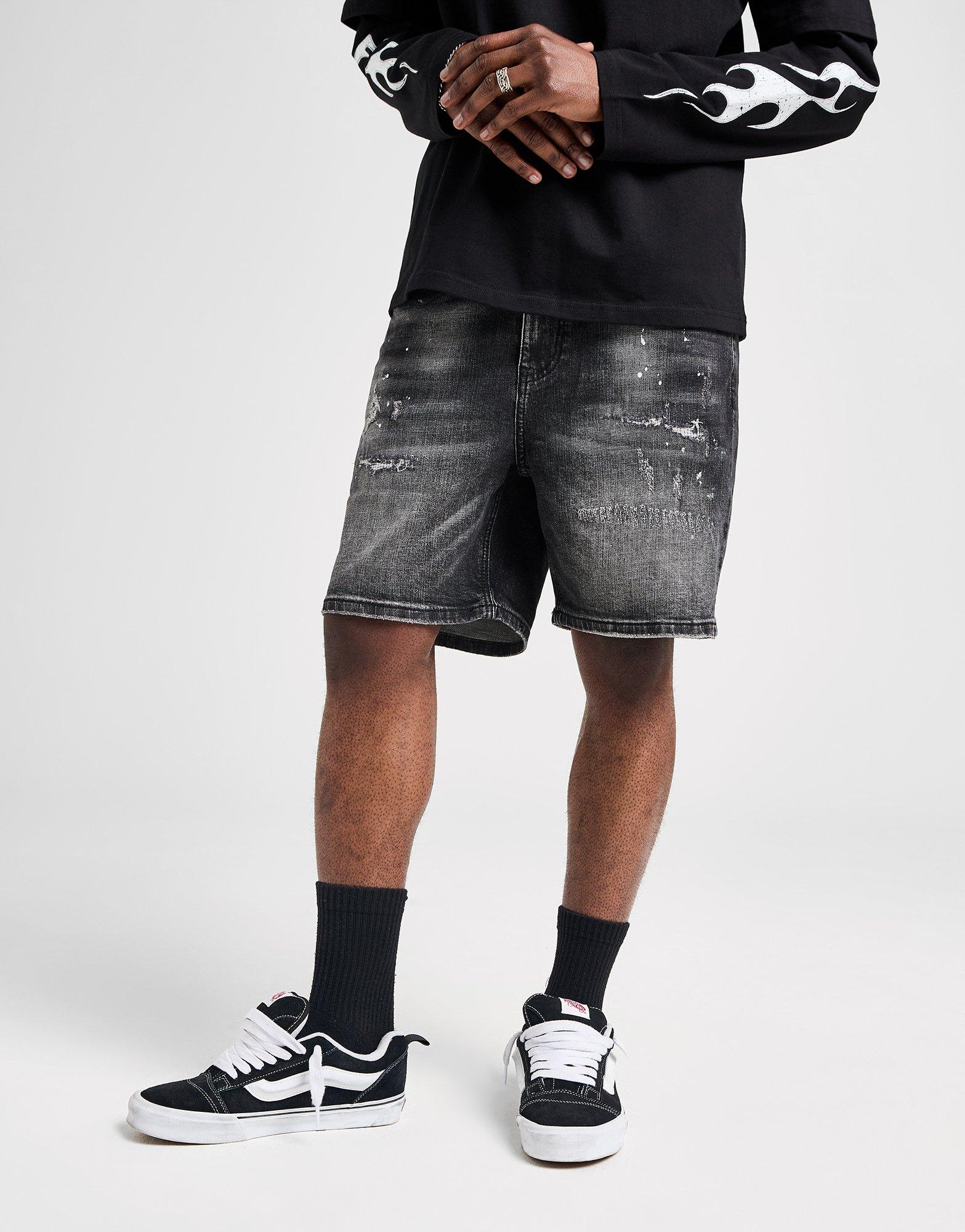 Armas Shorts