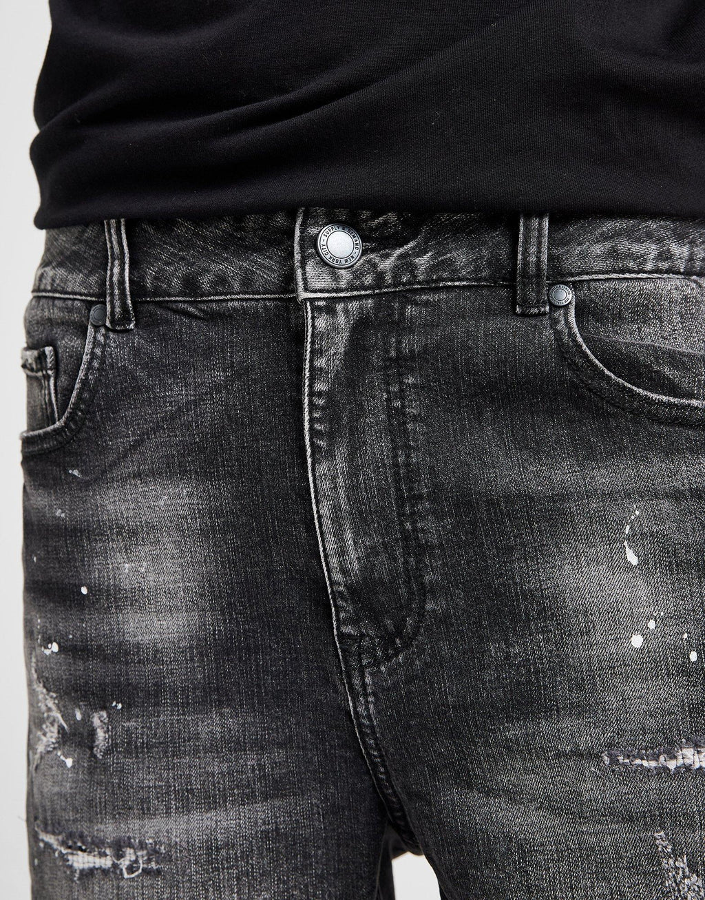Armas Shorts