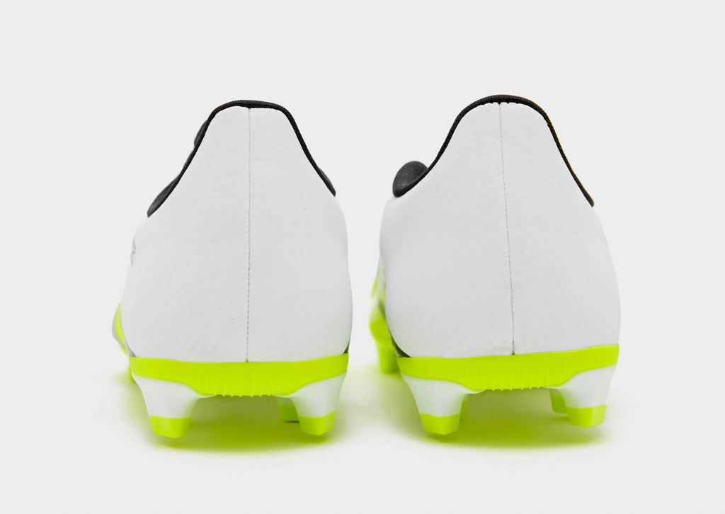 Predator Club FG Junior
