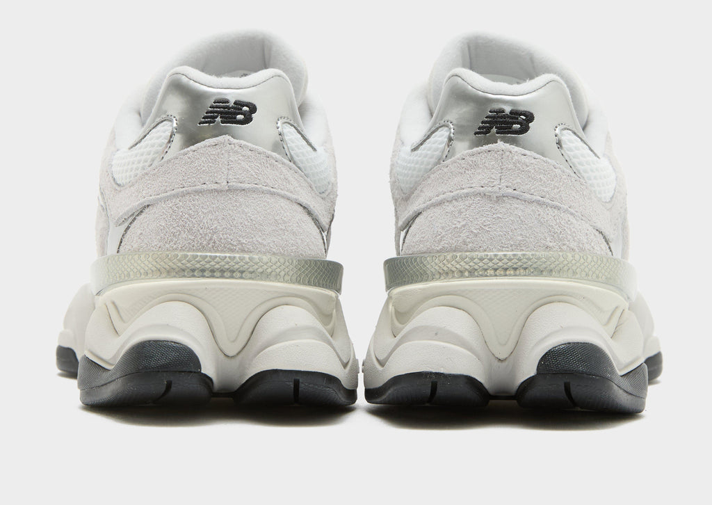 9060 Women's