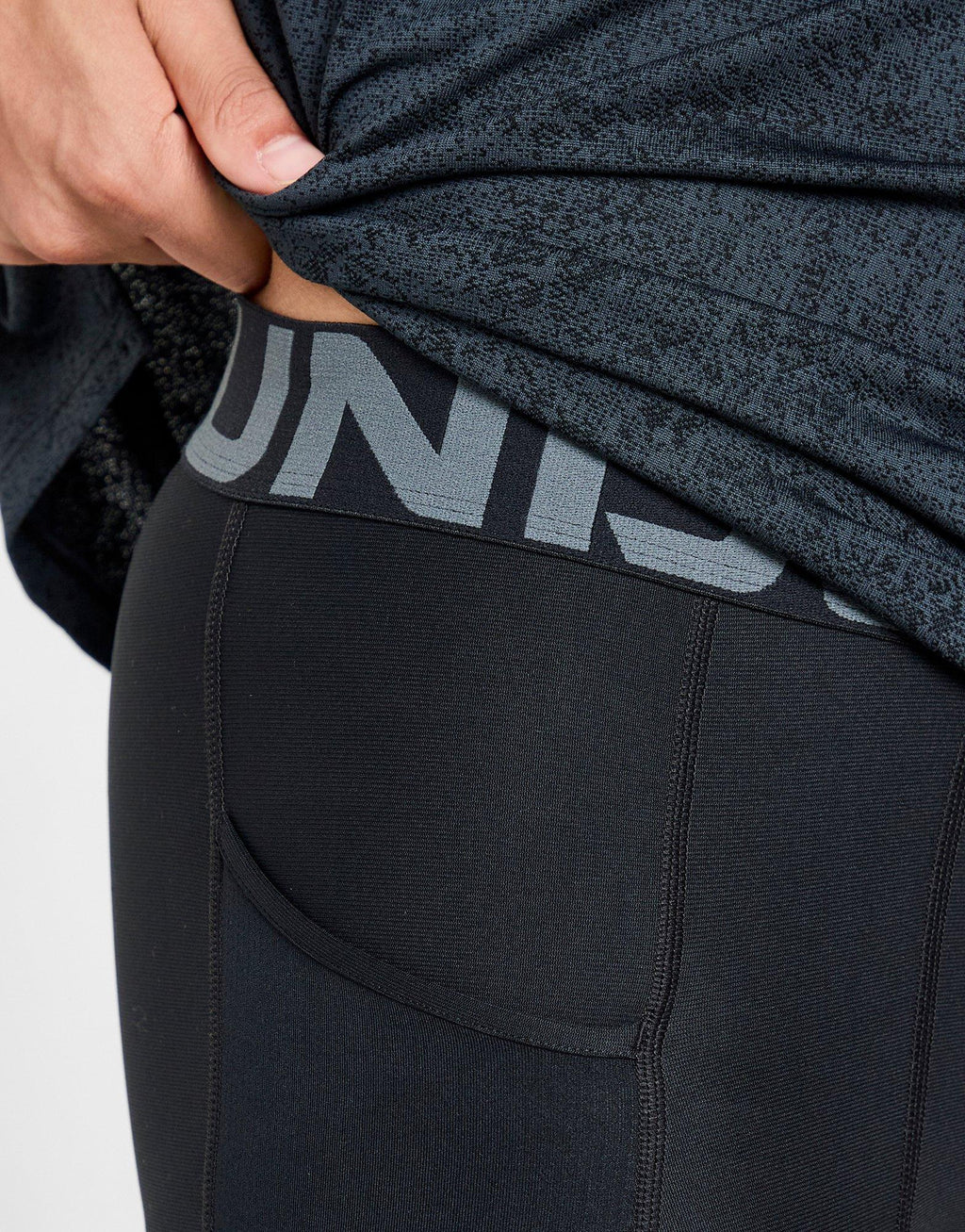 HeatGear Compression Shorts