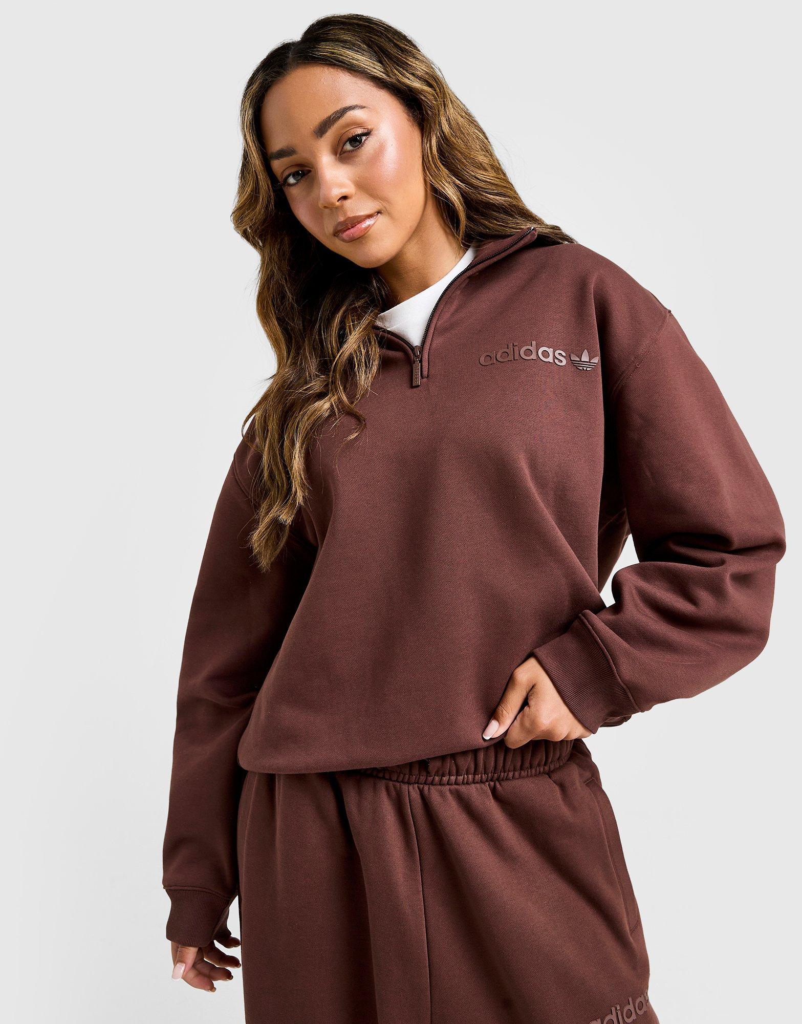 Essential Linear 1/4 Zip Top