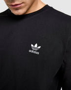 Trefoil Essential Long Sleeve T-Shirt