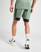 Tiro Shorts