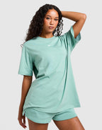 Sportswear Essential Oversized T-Shirt