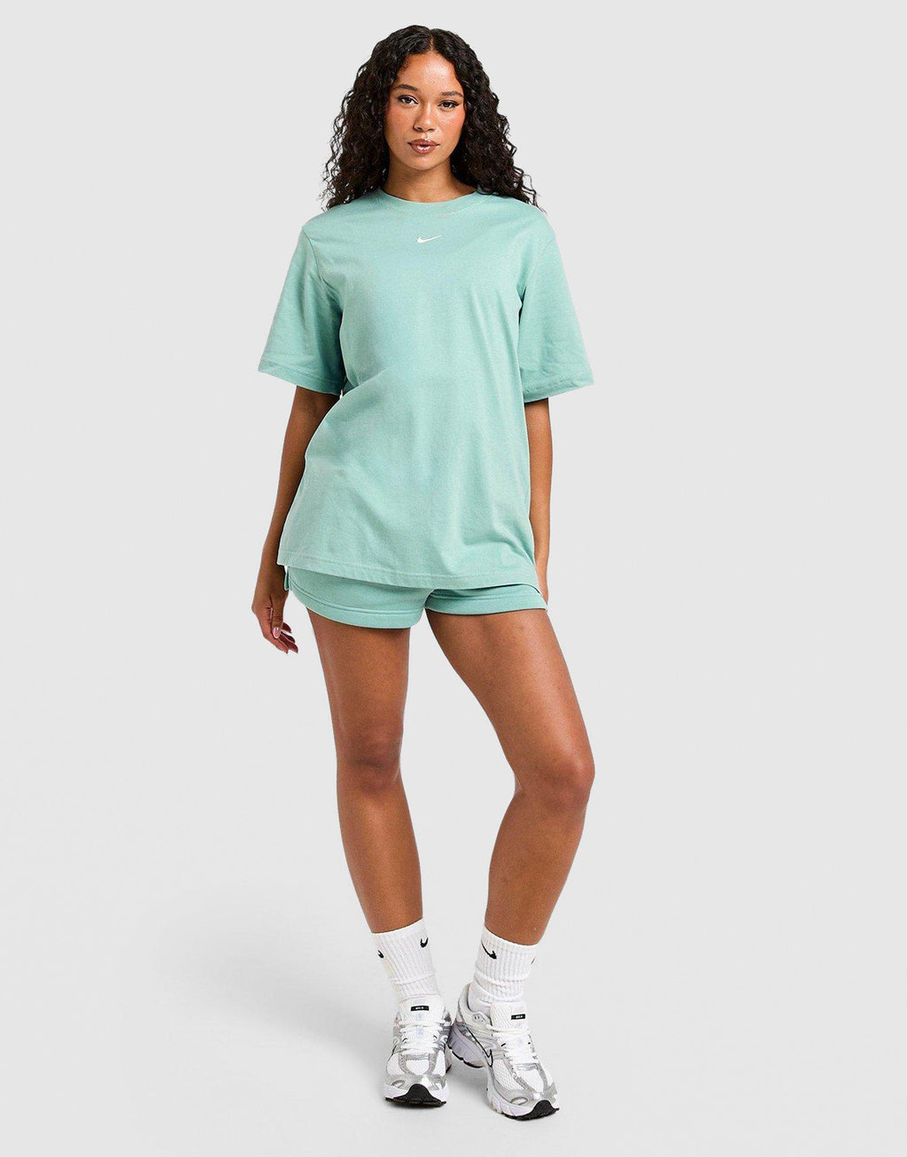 Sportswear Essential Oversized T-Shirt