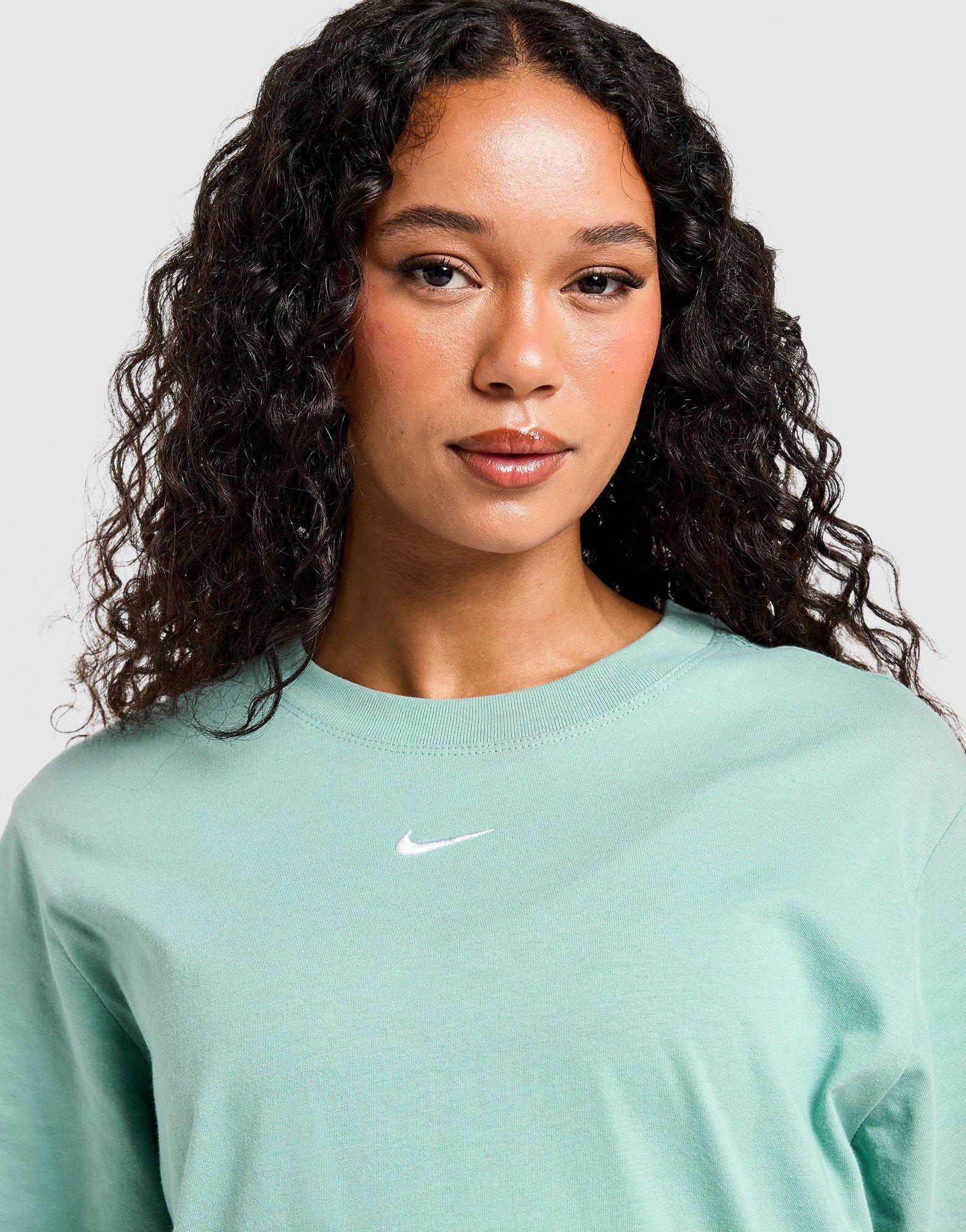 Sportswear Essential Oversized T-Shirt