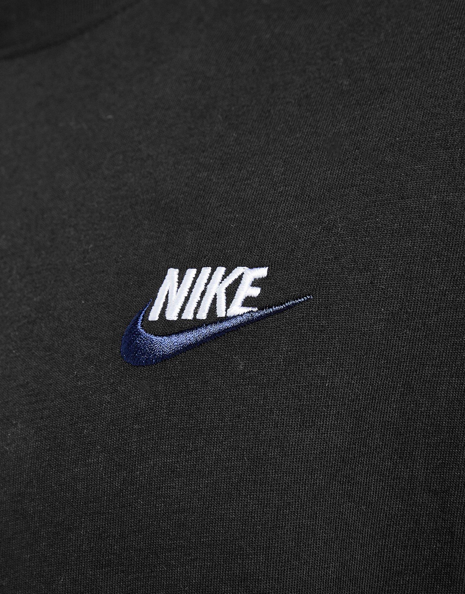 Club T-Shirt