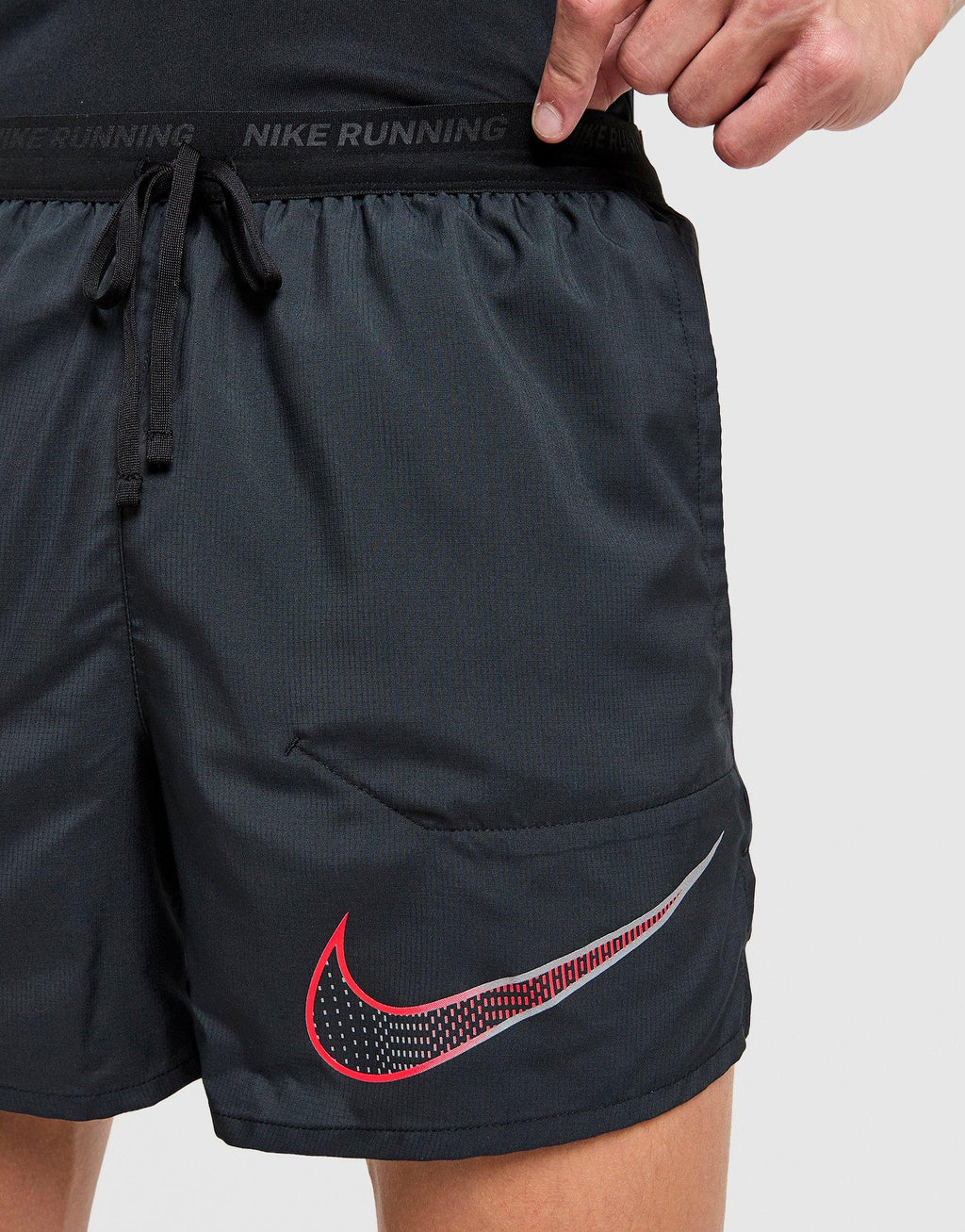Stride Swoosh Shorts