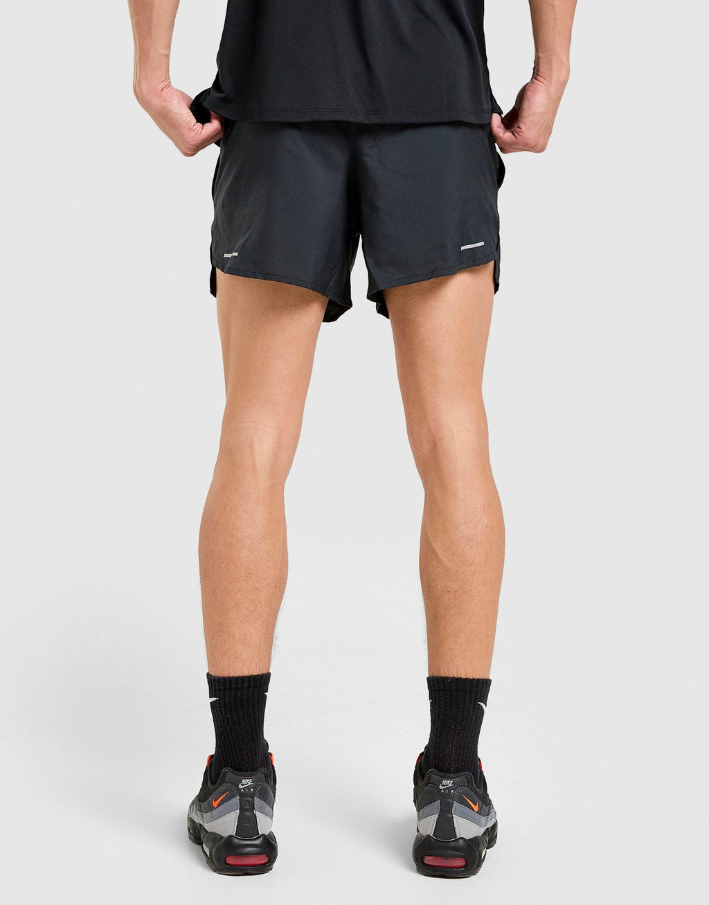 Stride Swoosh Shorts