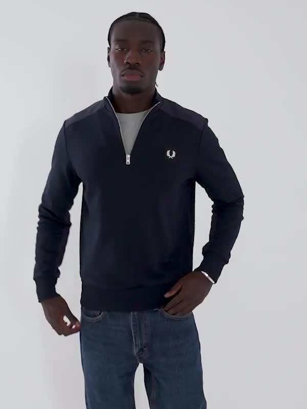 Badge 1/2 Zip Sweatshirt