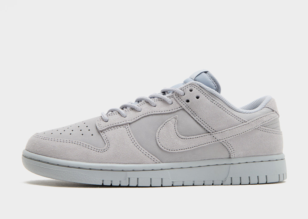 Dunk Low Retro SE