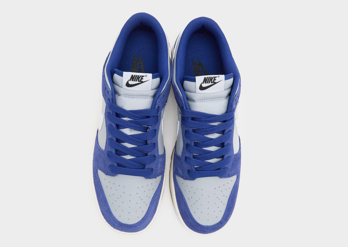 Dunk Low SE